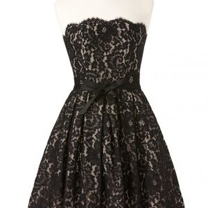 Elegant Black Lace Strapless Dress